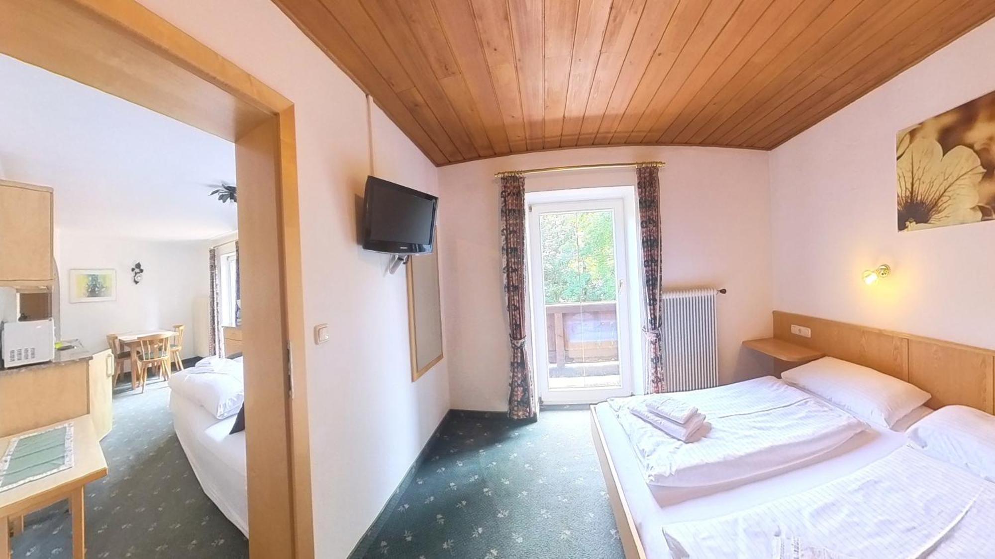 Das Christine Appartement Brixen im Thale Exterior foto